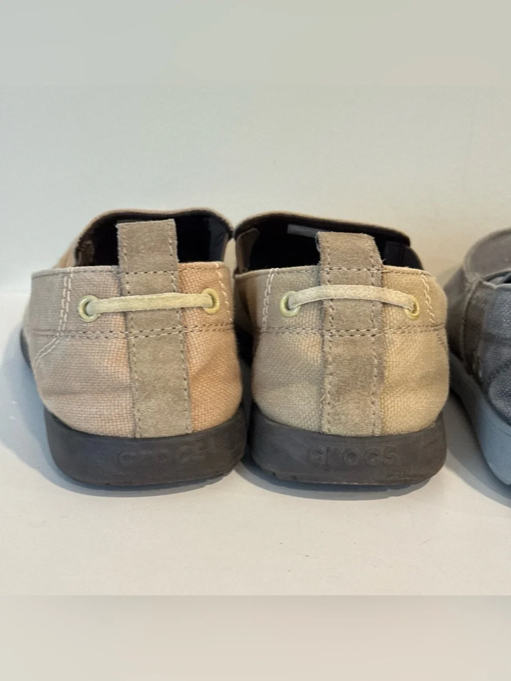 Men’s Lot Of Crocs Size 8 Loafers Santa Cruz & Walu Slip On Gray And Brown